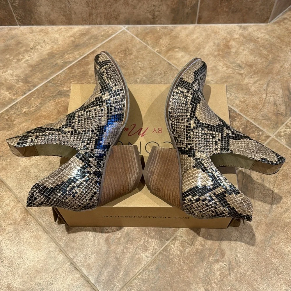 Coconuts by Matisse ‘Trader’ Brown Snake Boots—Size 9 - Picture 8 of 8